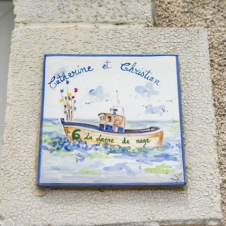 La Dame De Nage Marennes (Charente-Maritime)